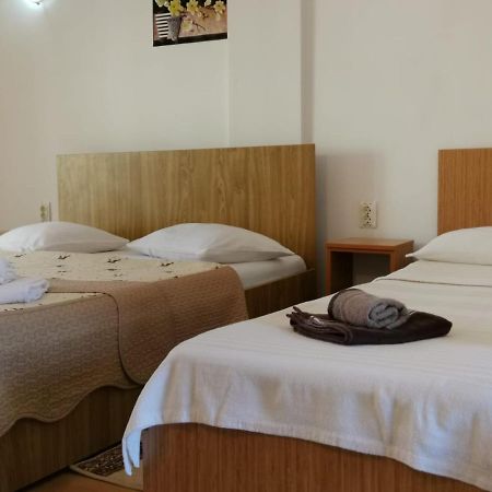 Vila Alphecca Costinesti Buitenkant foto